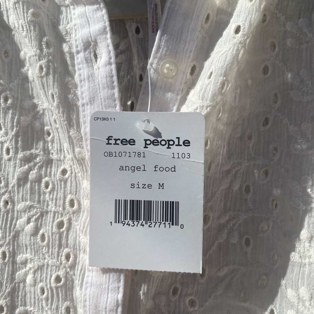 Free People, Maddison Eyelet Blouse, New with tags, Medium, Ivory - Picture 3 of 5
